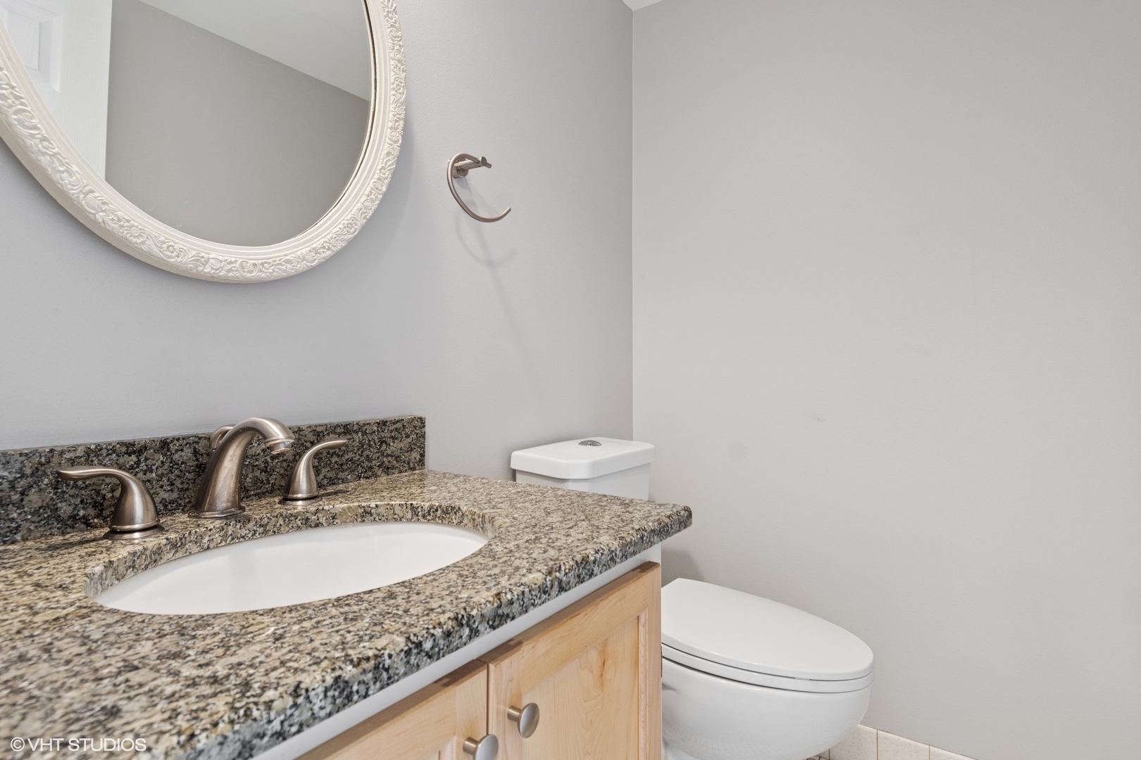 114 East Bailey Road, Unit L Naperville, IL 60565 - Photo 9 of 11