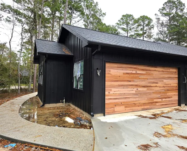 $1,055,000 | 4 Lake Forest Drive, Conroe, TX 77384