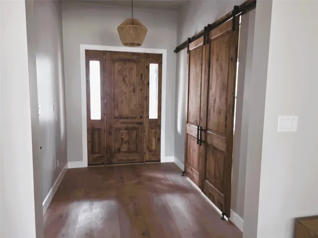 $1,055,000 | 4 Lake Forest Drive, Conroe, TX 77384