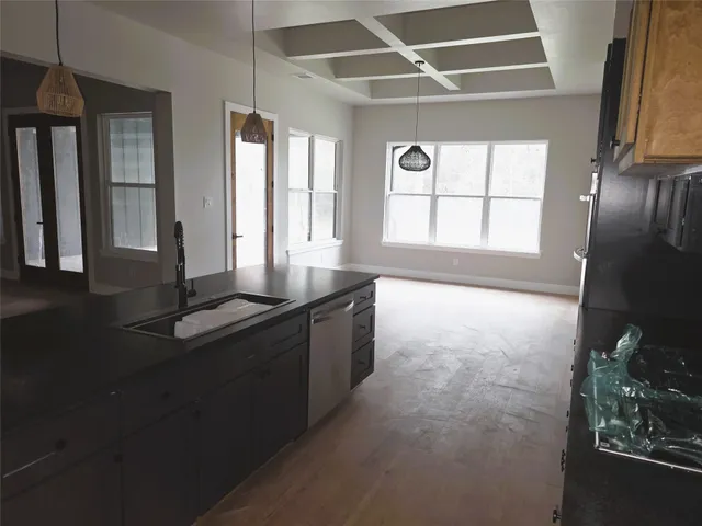 $1,055,000 | 4 Lake Forest Drive, Conroe, TX 77384