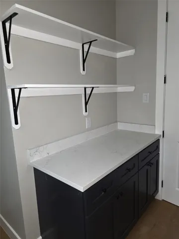 $1,055,000 | 4 Lake Forest Drive, Conroe, TX 77384