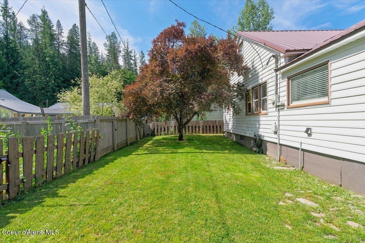 905 South Division Street Pinehurst, ID 83850 - Photo 38 of 43 38-905 S Division St Pinehurst, ID 8385