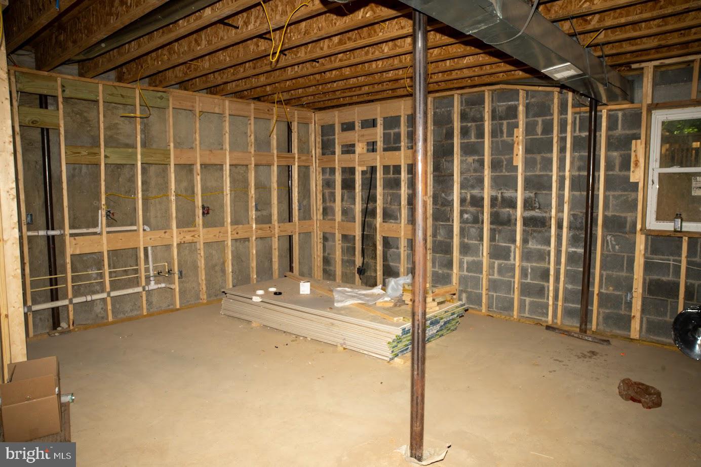 3704 Suitland Road Southeast Washington, DC 20020 - Photo 23 of 25 a view of an empty room with a window