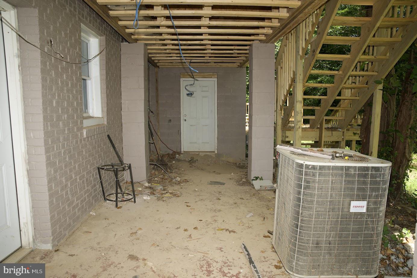 3704 Suitland Road Southeast Washington, DC 20020 - Photo 10 of 25 a view of bathroom