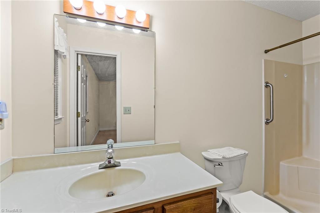 482 Motsinger Road Winston-Salem, NC 27107 - Photo 23 of 34