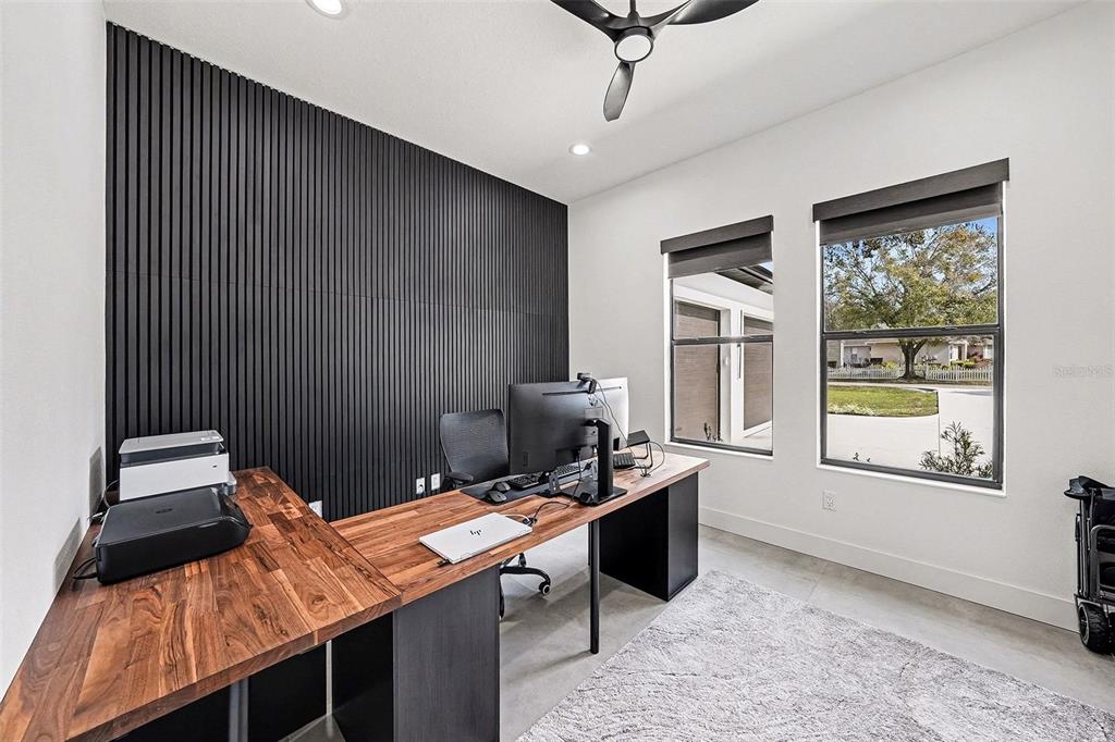 17296 Raintree Road Lutz, FL 33558 - Photo 36 of 56