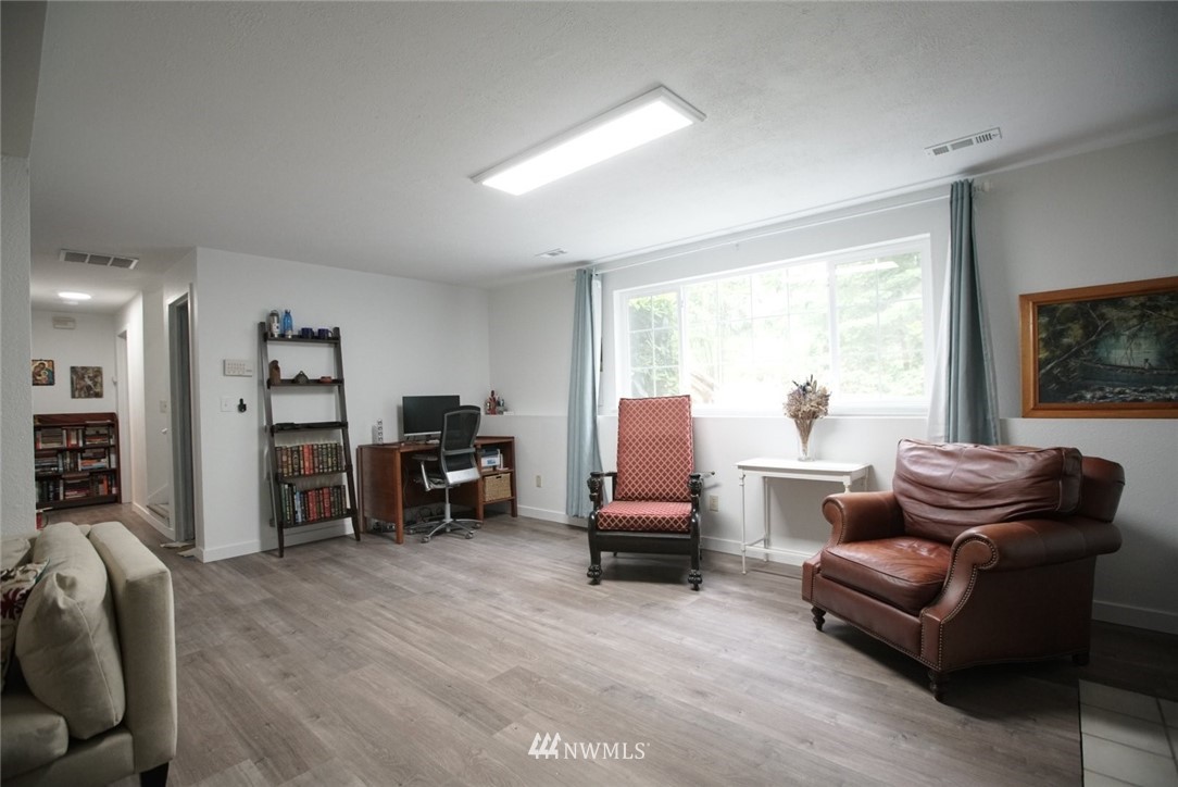 4400 Meridian Road Northeast Lacey, WA 98516 - Photo 19 of 38 Gallery Image 19