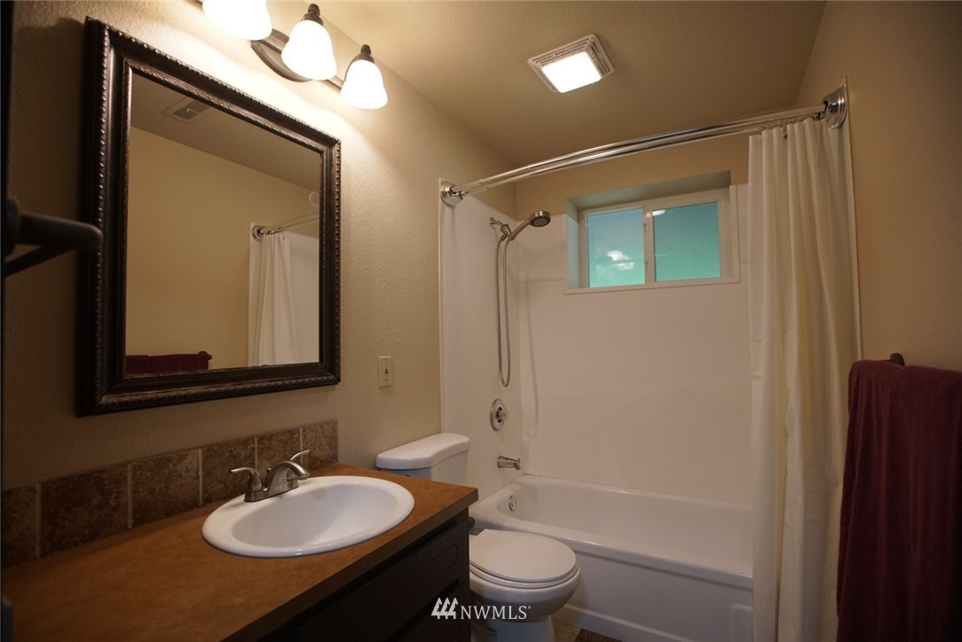 4400 Meridian Road Northeast Lacey, WA 98516 - Photo 27 of 38 Gallery Image 27