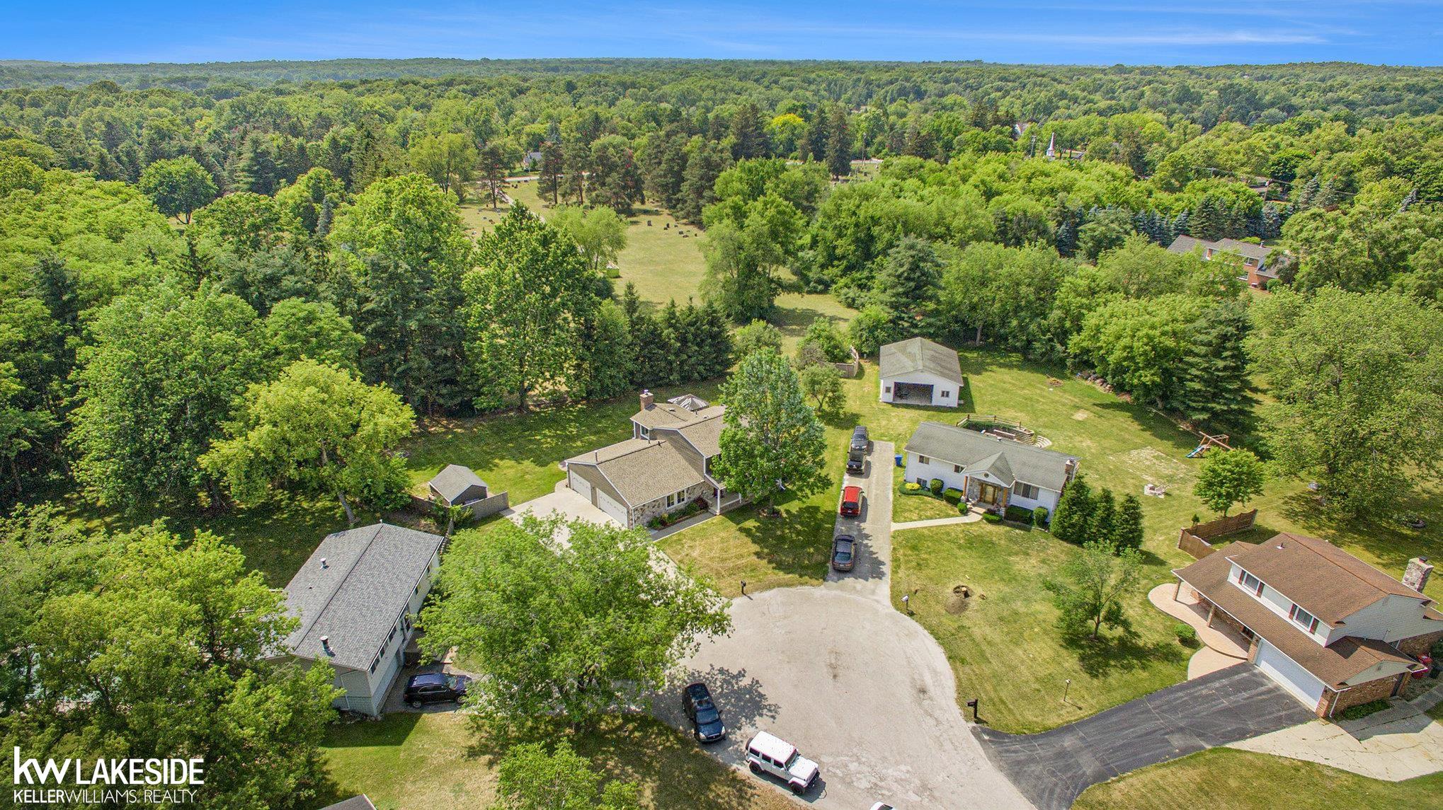 3200 Spring Washingtontownship Macomb Mi 48306 Rochester, MI 48306 - Photo 31 of 33 50113356-30.JPG