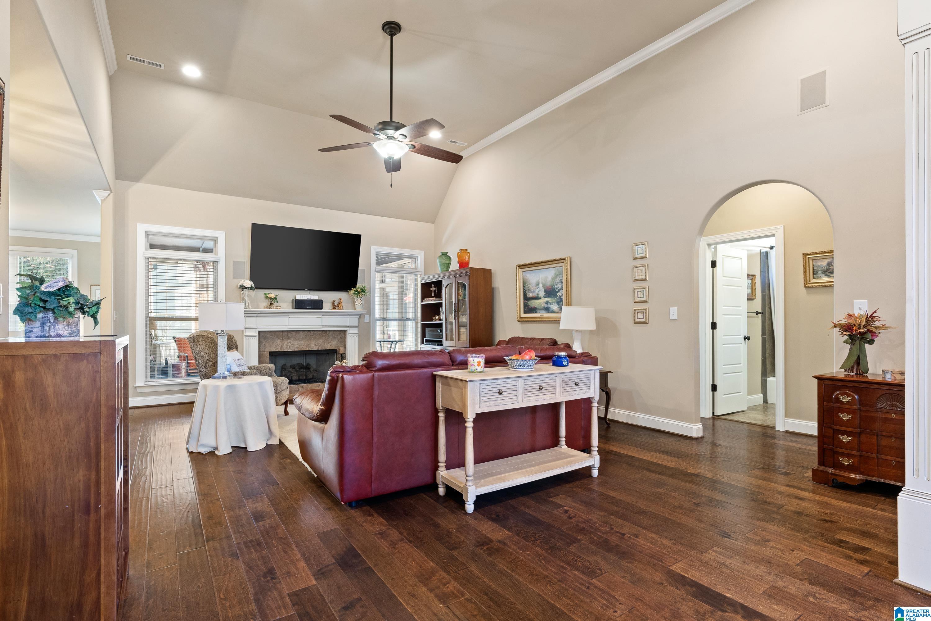 389 Strathaven Drive Pelham, AL 35124 - Photo 6 of 41