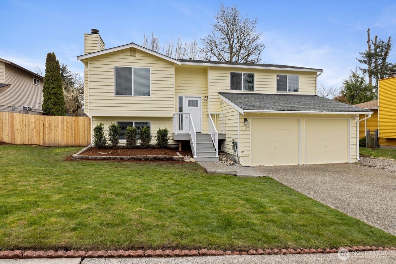 3207 Southeast 19th Court Renton, WA 98058 - Photo 1 of 39 Gallery Image 1