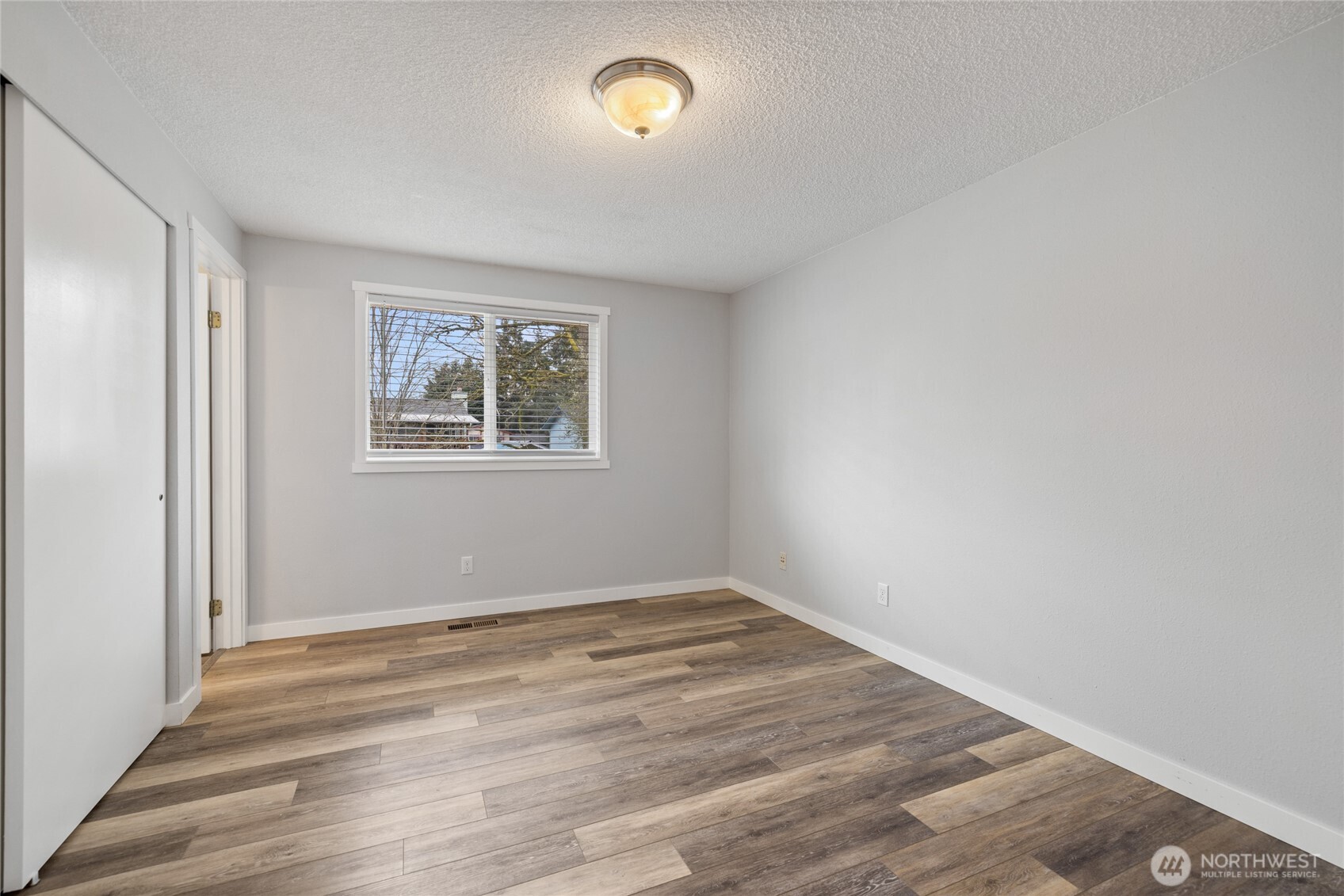 3207 Southeast 19th Court Renton, WA 98058 - Photo 18 of 39 Gallery Image 18