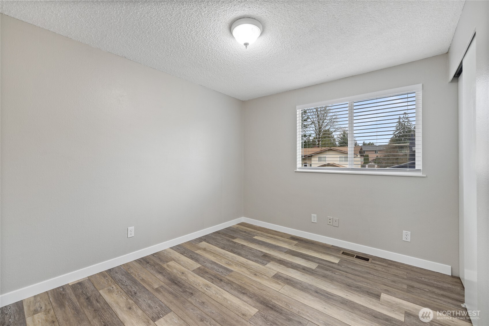 3207 Southeast 19th Court Renton, WA 98058 - Photo 24 of 39 Gallery Image 24