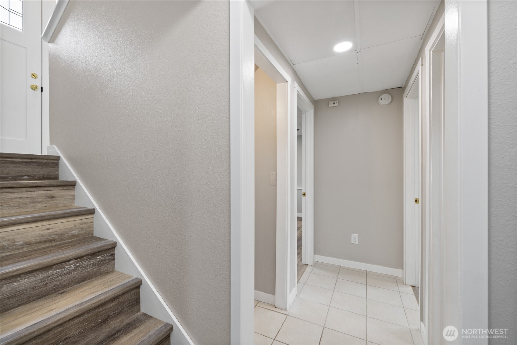 3207 Southeast 19th Court Renton, WA 98058 - Photo 25 of 39 Gallery Image 25
