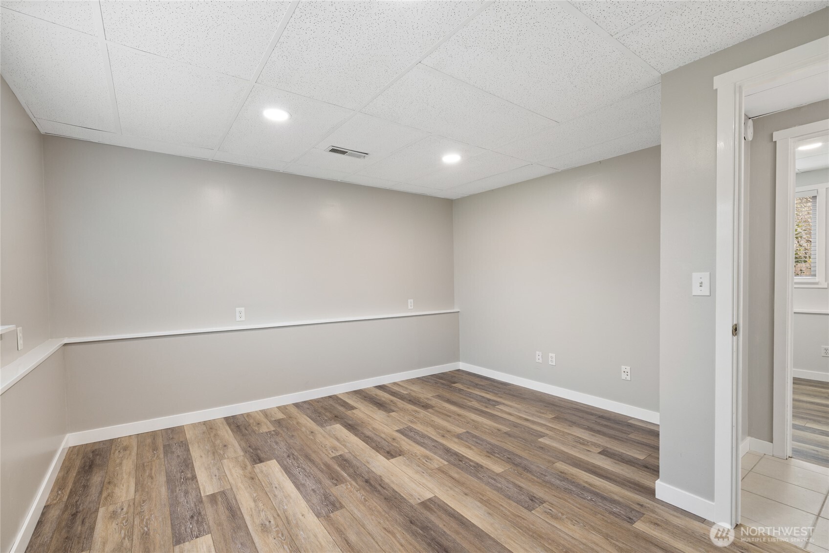 3207 Southeast 19th Court Renton, WA 98058 - Photo 27 of 39 Gallery Image 27