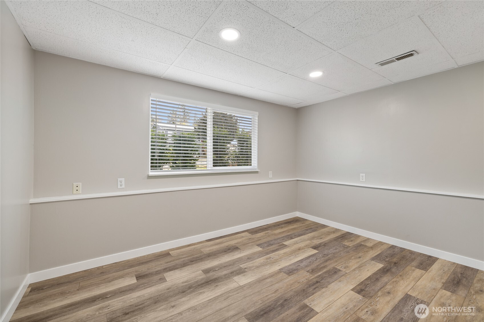 3207 Southeast 19th Court Renton, WA 98058 - Photo 28 of 39 Gallery Image 28
