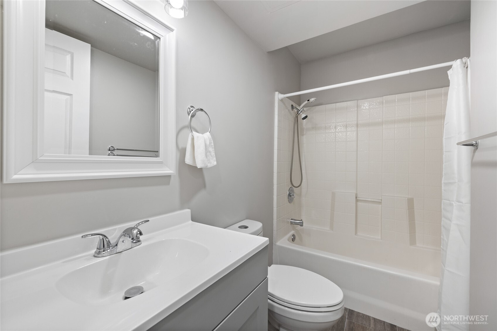 3207 Southeast 19th Court Renton, WA 98058 - Photo 32 of 39 Gallery Image 32