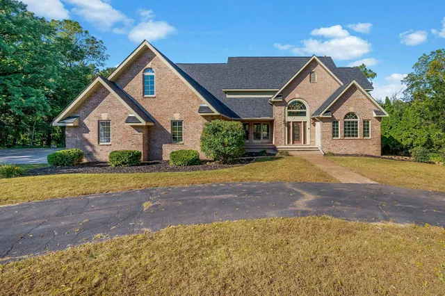 $1,499,000 | 775 200th Avenue, Fairmont, MN 56031