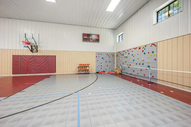 $1,499,000 | 775 200th Avenue, Fairmont, MN 56031