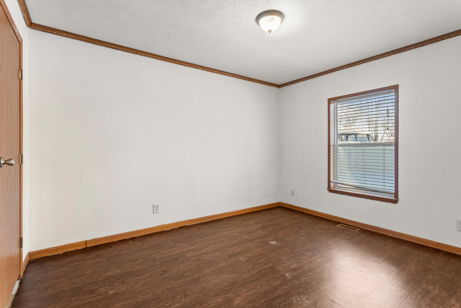 1101 James Court Mahomet, IL 61853 - Photo 18 of 27