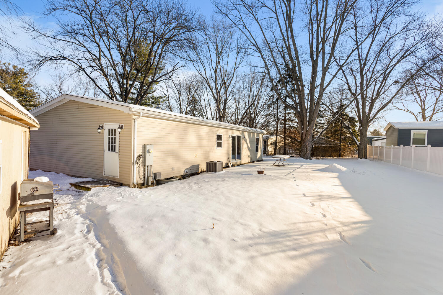 1101 James Court Mahomet, IL 61853 - Photo 26 of 27