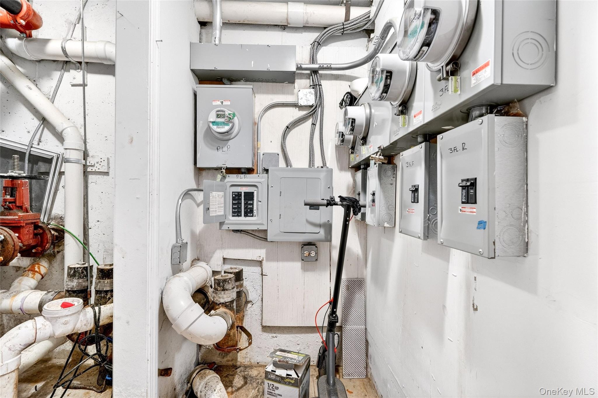 1459 Rosedale Avenue Bronx, NY 10460 - Photo 37 of 37 Utility room featuring electric panel