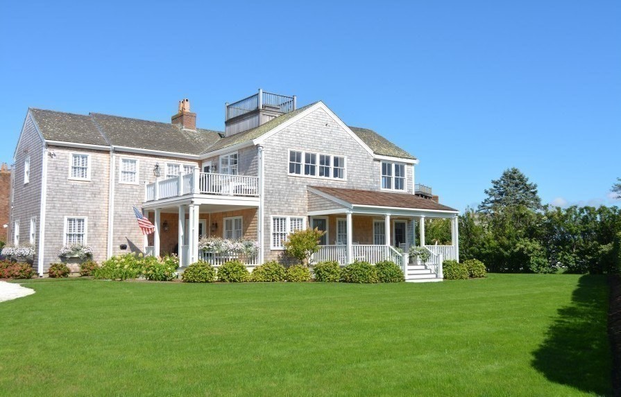 10 Brant Point Road Nantucket, MA 02554 - Photo 1 of 31 Gallery Image 1