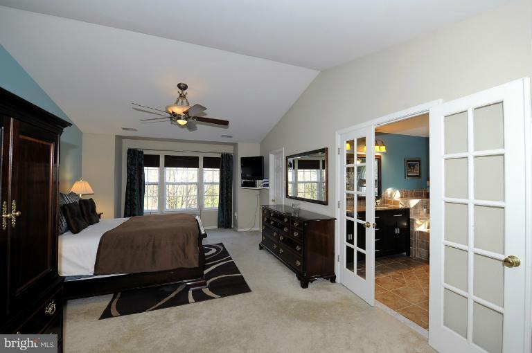 5301 Woodlot Road Columbia, MD 21044 - Photo 13 of 29 Bedroom (Master)
