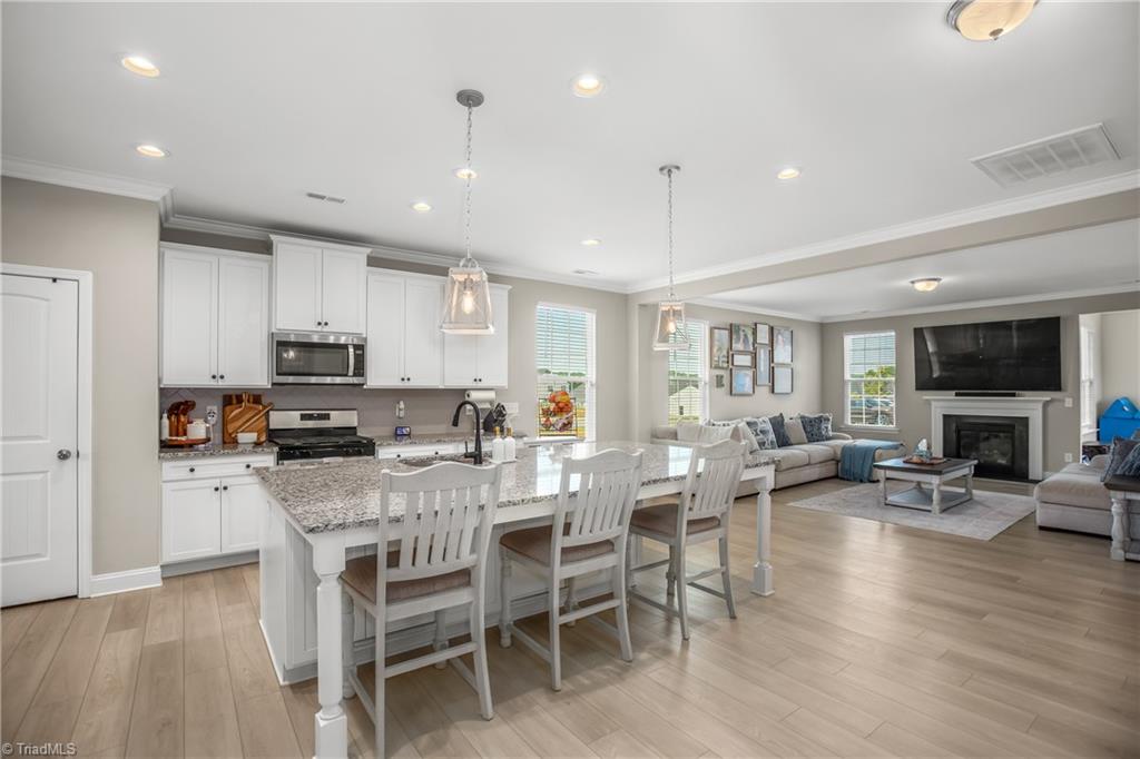 115 Red Maple Way King, NC 27021 - Photo 8 of 23 Gallery Image 8
