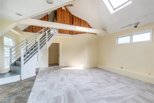 $1,695 | 42 Wilcox Street, Rochester, NY 14607