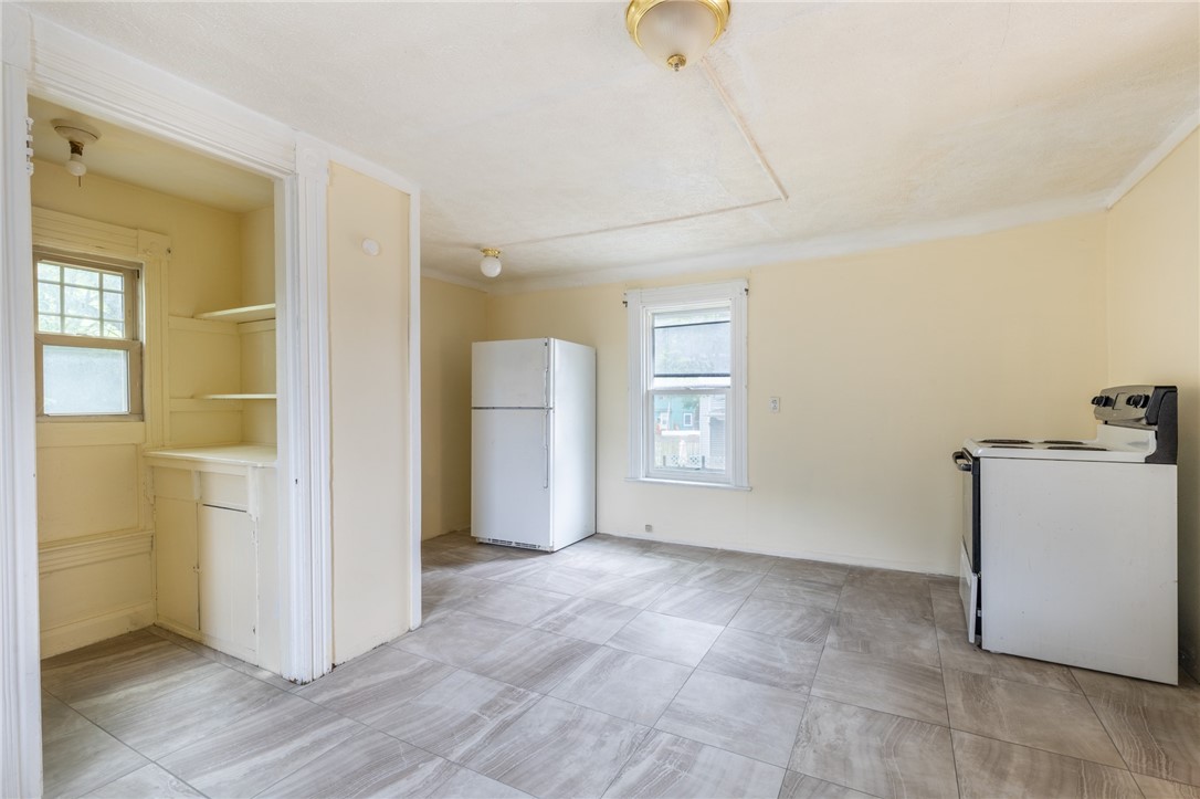 42 Wilcox Street Rochester, NY 14607 - Photo 15 of 31