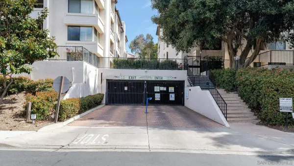 $2,350 | 5765 Friars Road, Unit 176, San Diego, CA 92110