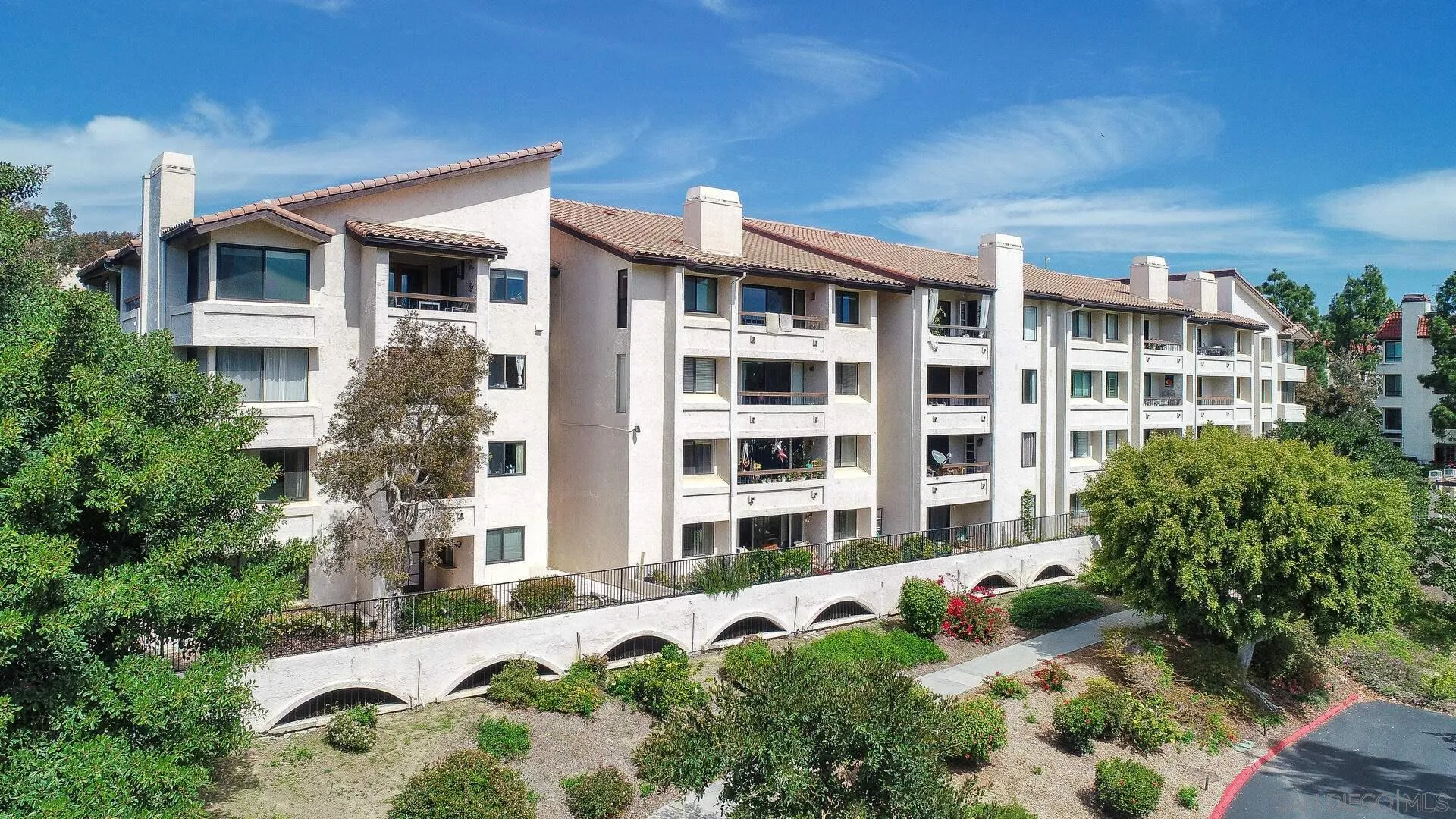 5765 Friars Road, Unit 176 San Diego, CA 92110 - Photo 4 of 37