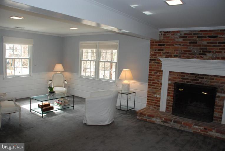 6705 Rannoch Road Bethesda, MD 20817 - Photo 11 of 15 Family Room