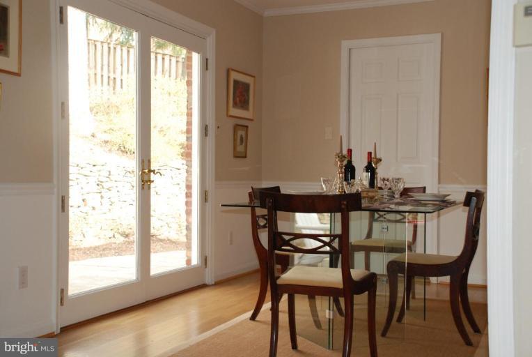 6705 Rannoch Road Bethesda, MD 20817 - Photo 3 of 15 Dining Room