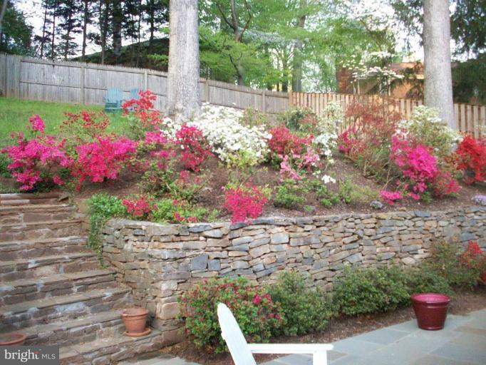 6705 Rannoch Road Bethesda, MD 20817 - Photo 7 of 15 Another View of the Terrace