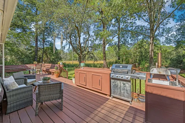 $815,000 | 1522 North Pinebark Lane, Charleston, SC 29407