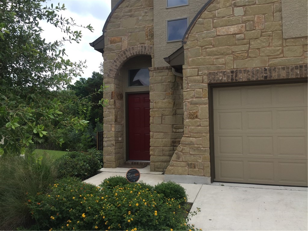 2101 Rivers Edge Way, Unit 13 Austin, TX 78741 - Photo 2 of 22