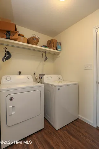 $254,000 | 127 Buckskin Drive, Pollocksville, NC 28573