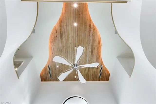 $7,480,000 | 1450 Gulfstar Drive South, Naples, FL 34112