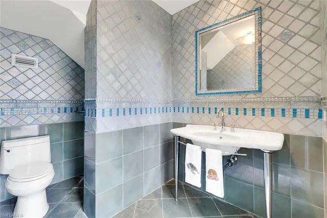 $7,480,000 | 1450 Gulfstar Drive South, Naples, FL 34112