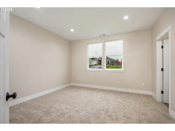 $499,900 | 160 Wil Way, Winston, OR 97496