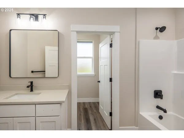 $499,900 | 160 Wil Way, Winston, OR 97496