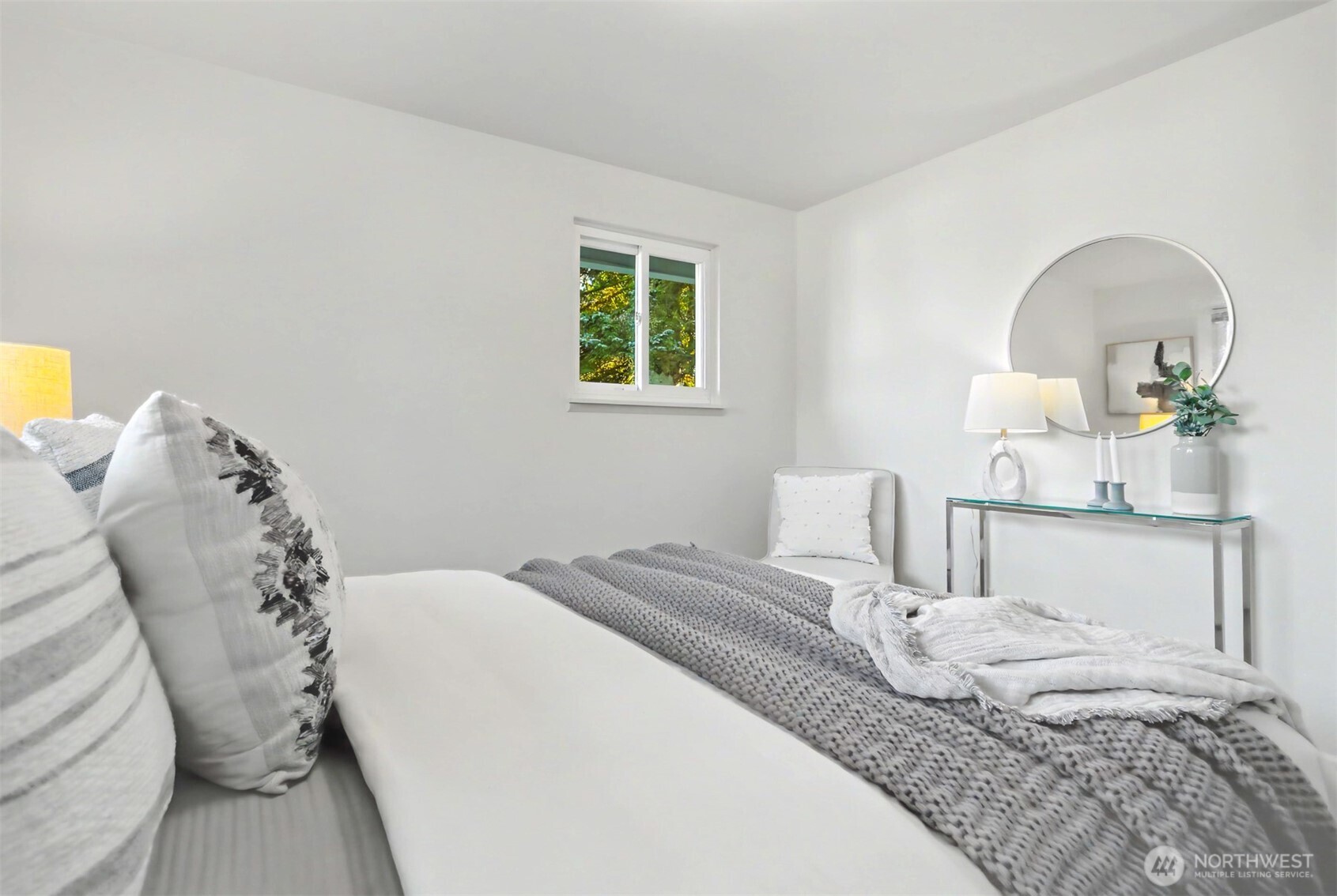 2021 Northeast 97th Street Seattle, WA 98115 - Photo 20 of 40