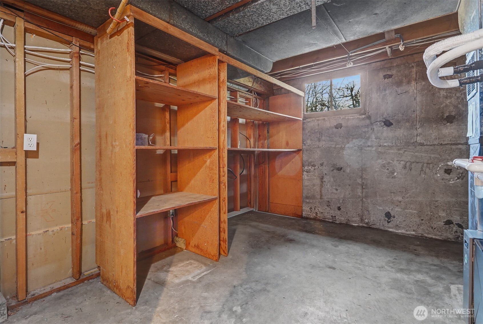 2021 Northeast 97th Street Seattle, WA 98115 - Photo 32 of 40