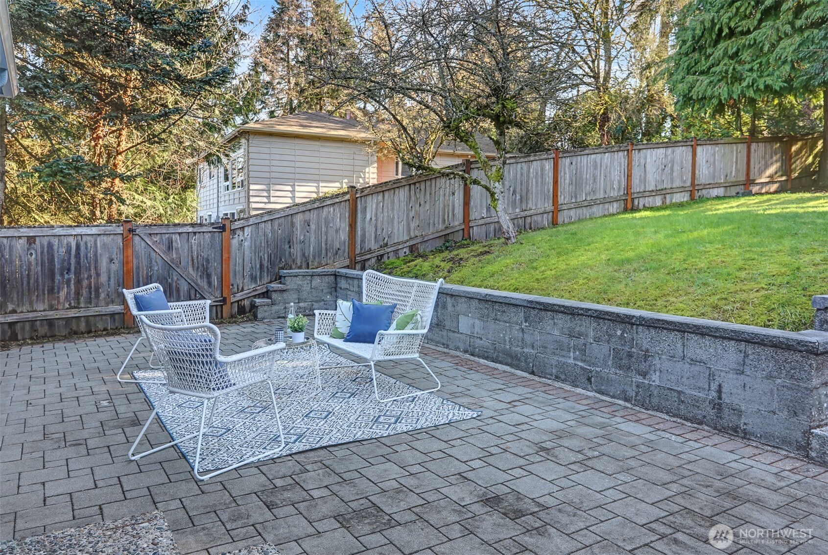 2021 Northeast 97th Street Seattle, WA 98115 - Photo 33 of 40