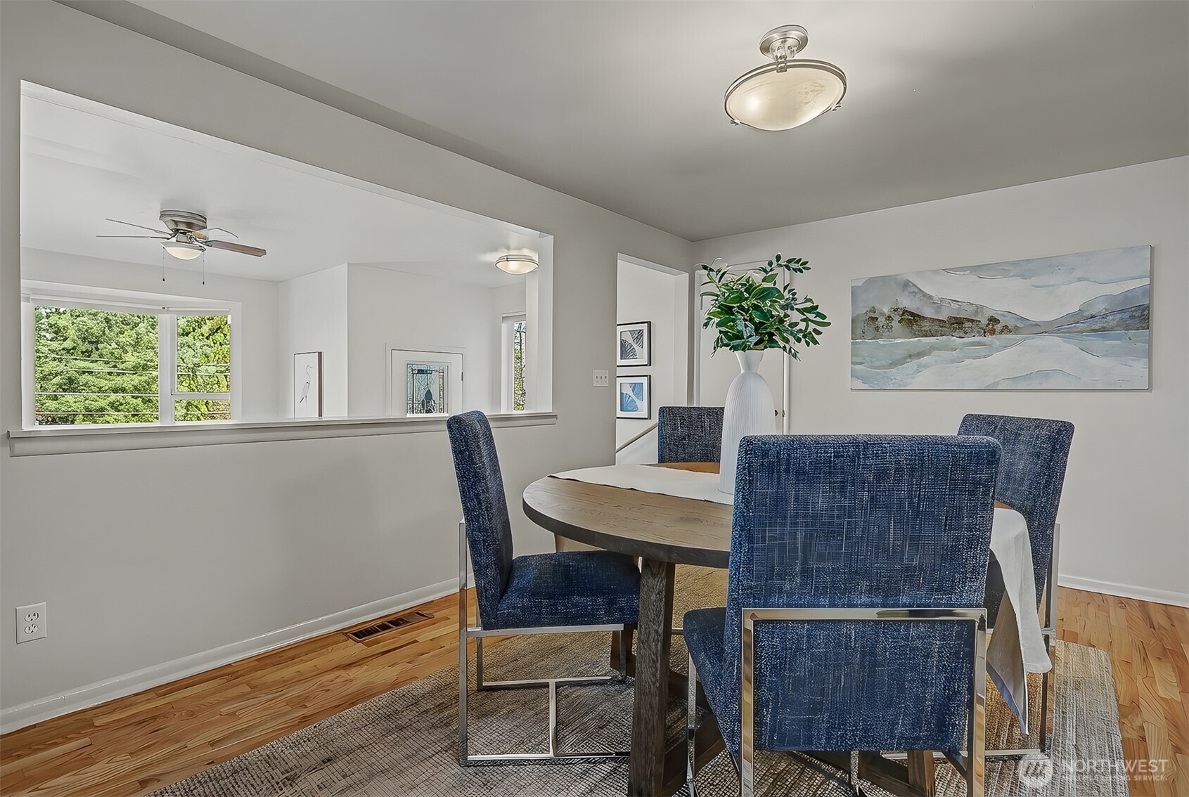 2021 Northeast 97th Street Seattle, WA 98115 - Photo 9 of 40