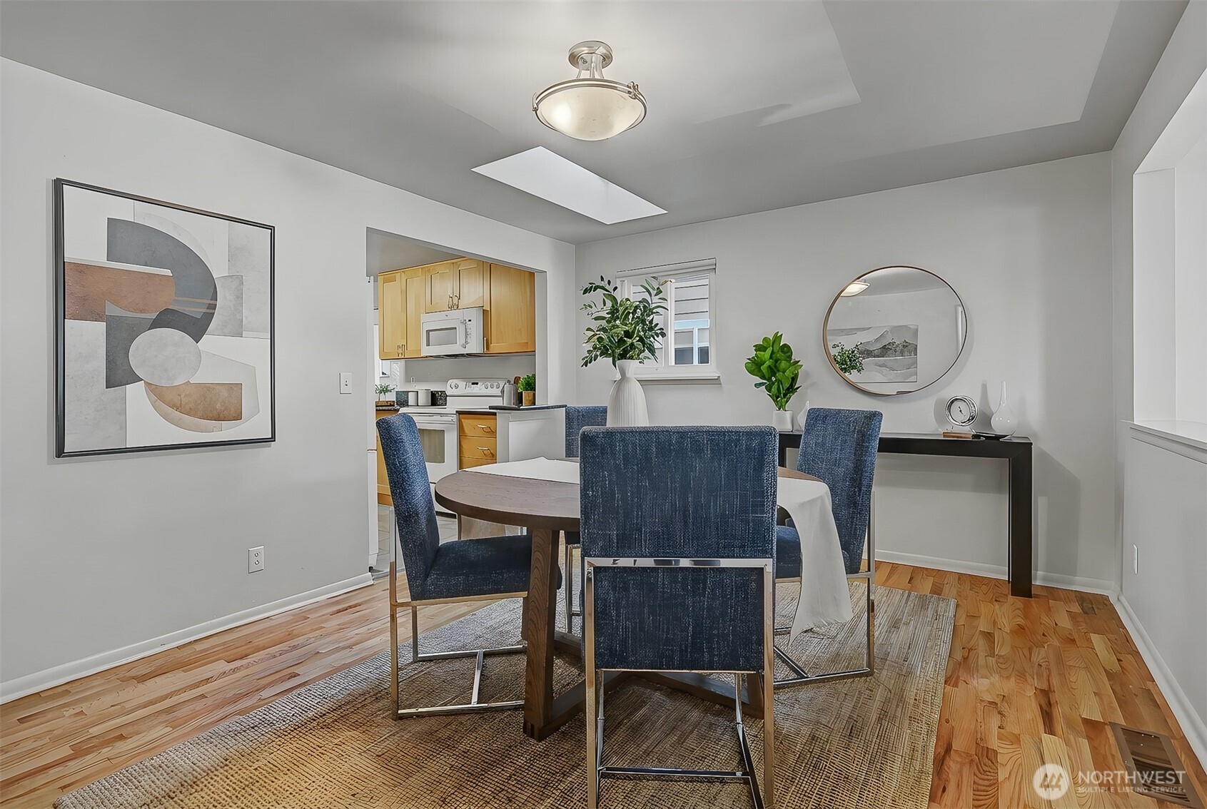 2021 Northeast 97th Street Seattle, WA 98115 - Photo 10 of 40