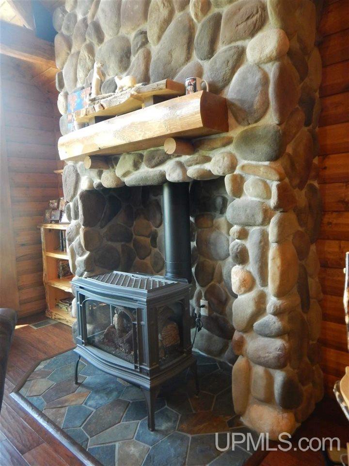 13300 Camp 9 Road Rock, MI 49880 - Photo 7 of 50 Gallery Image 7
