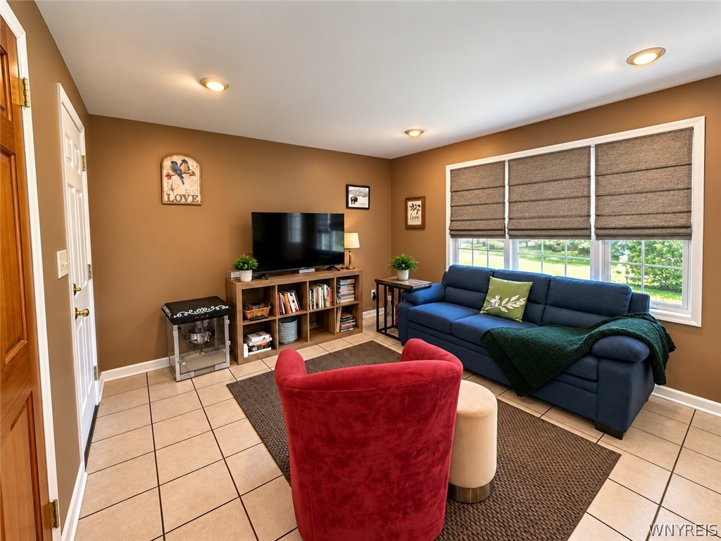35 Treehaven Road West Seneca, NY 14224 - Photo 14 of 34 Gallery Image 14